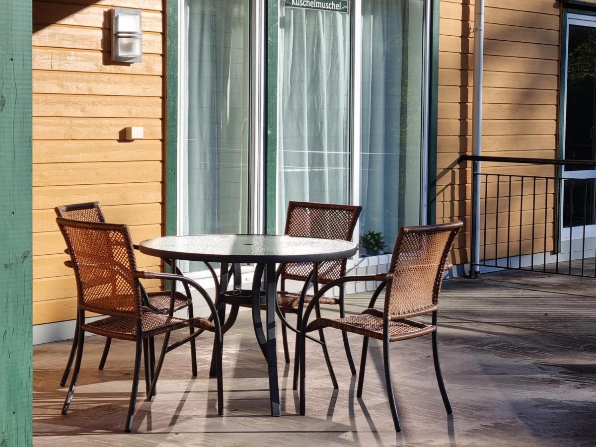 Apartment Hausvikstranda Lyngdal