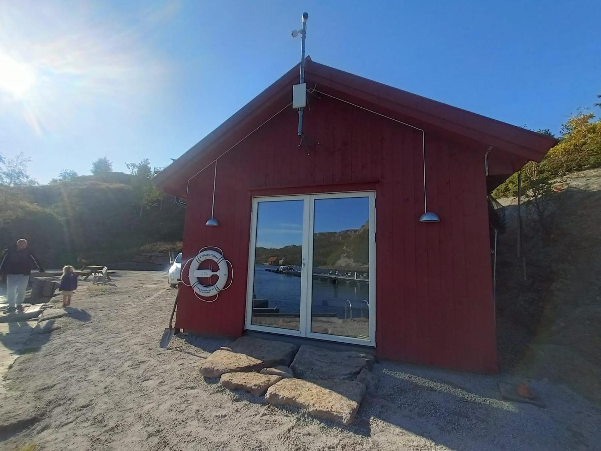 Hausvikstranda * Lyngdal